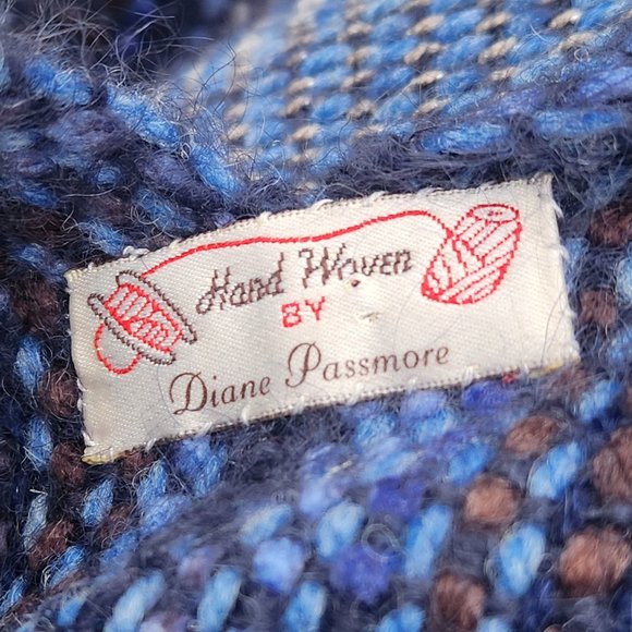 Hand Woven Shawl Wrap With Armholes Shades of Blue - Picture 6 of 6